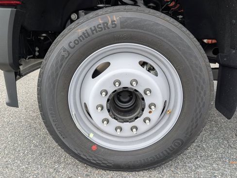 New 2026 Ford F450 XL w/ Ambulance Prep Package image 12