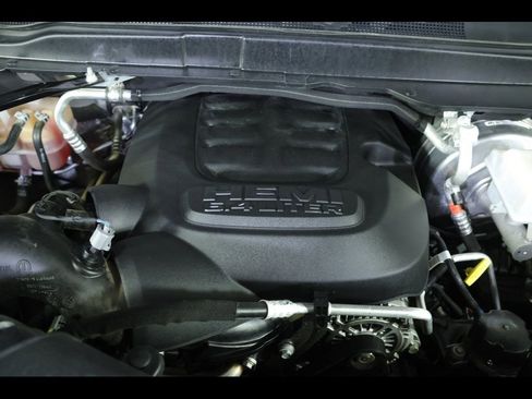 Used 2024 RAM 2500 Big Horn w/ Night Edition AWD/4WD image 19