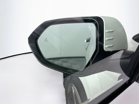 Used 2024 Hyundai Kona SEL FWD image 16