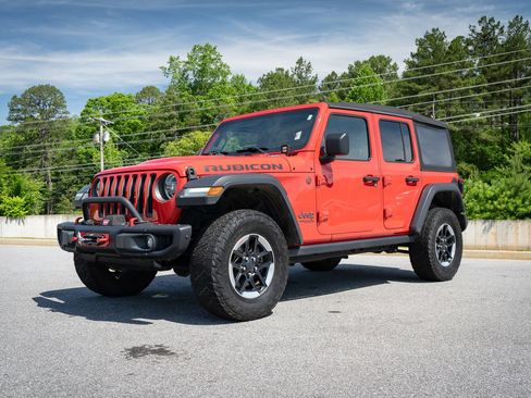 Used 2019 Jeep Wrangler Unlimited Rubicon w/ Steel Bumper Group AWD/4WD image 3