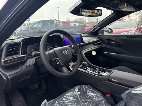 New 2026 Toyota Crown Signia AWD/4WD image 18