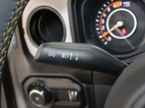 Used 2024 Jeep Wrangler Sport S image 23