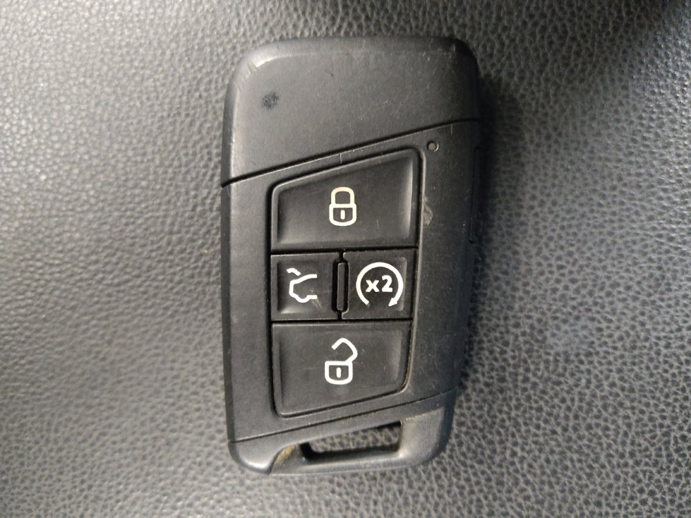 Used 2024 Volkswagen Jetta SE FWD image 32