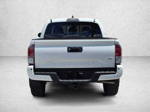 Used 2023 Toyota Tacoma TRD Off-Road w/ Technology Package RWD image 6