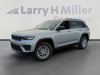 New 2025 Jeep Grand Cherokee Laredo X