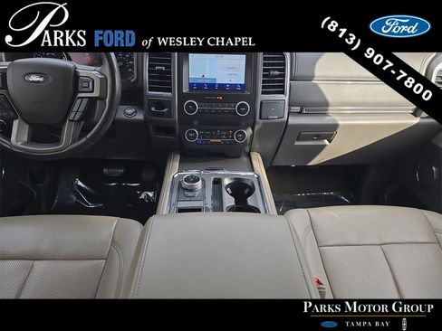Used 2021 Ford Expedition Max XLT image 13