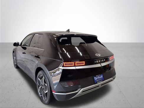 Certified 2023 Hyundai Ioniq 5 SEL w/ Cargo Package AWD/4WD image 13