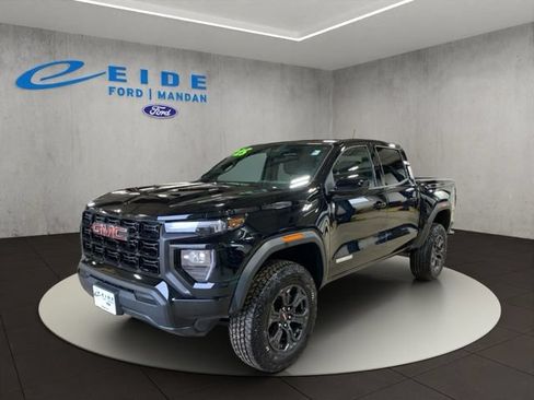 Used 2025 GMC Canyon Elevation AWD/4WD image 5