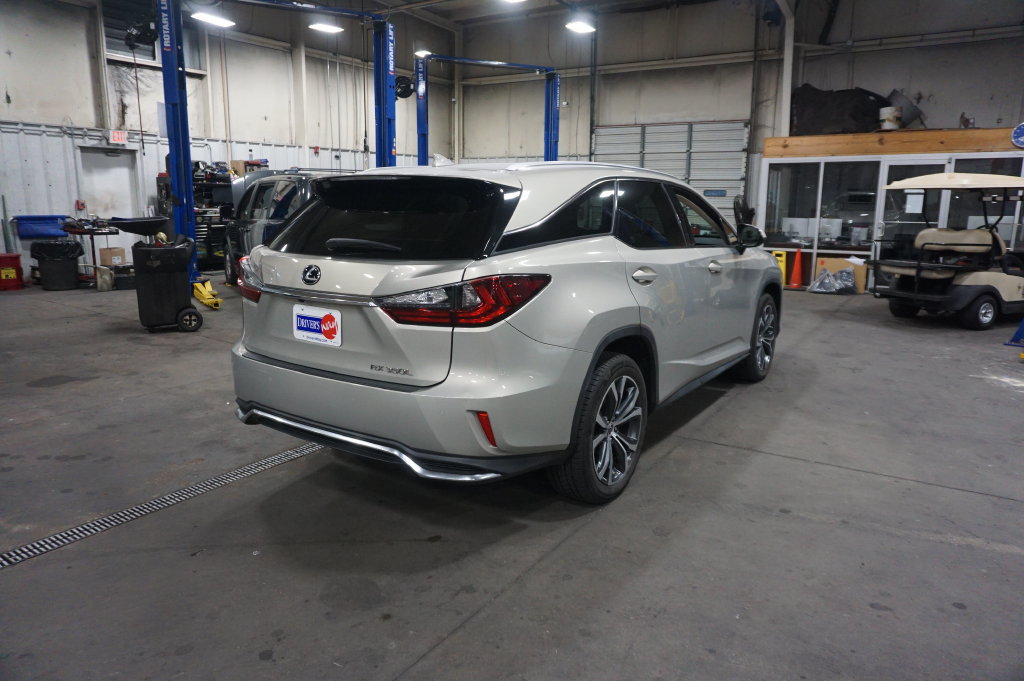 Used 2021 Lexus RX 350L FWD w/ Premium Package image 24