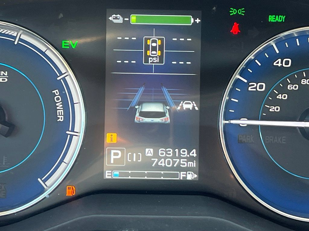 Used 2020 Subaru Crosstrek Hybrid w/ Moonroof Package w/Navigation AWD/4WD image 37