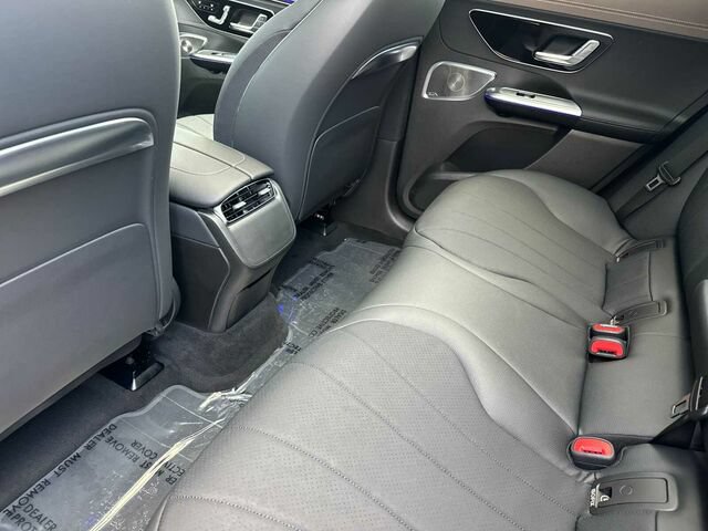 Certified 2025 Mercedes-Benz EQE 350+ 4MATIC SUV w/ AMG Line Exterior Package image 13
