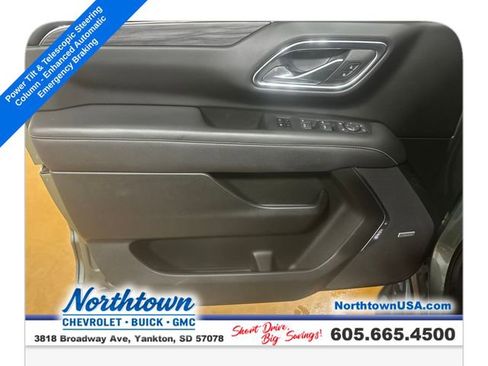 Used 2023 GMC Yukon SLT w/ SLT Premium Package AWD/4WD image 11