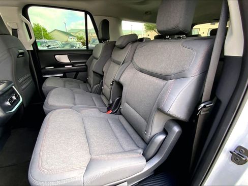 Certified 2025 Ford Expedition Max Active image 19