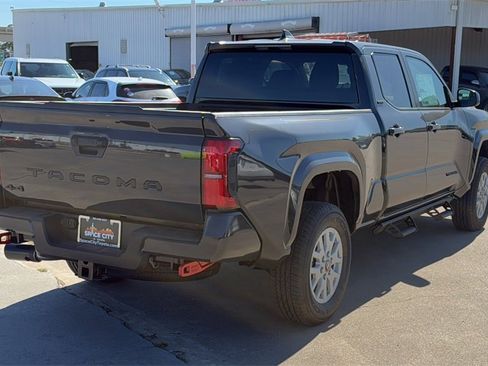 New 2025 Toyota Tacoma SR5 image 5