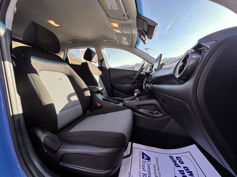 Used 2022 Hyundai Kona SE image 25