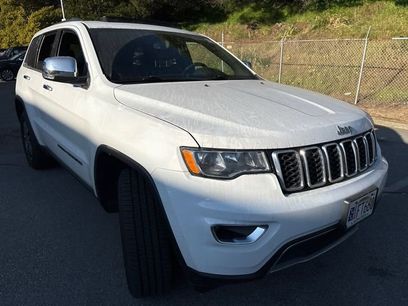 Used 2019 Jeep Grand Cherokee Limited w/ Trailer Tow Group IV