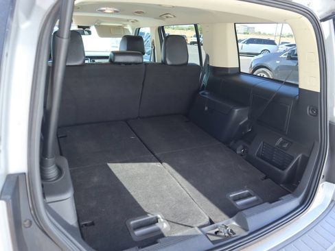Used 2019 Ford Flex Limited FWD image 12