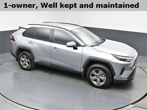 Used 2023 Toyota RAV4 XLE image 1