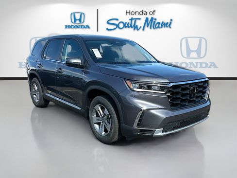 New 2025 Honda Pilot EX-L image 1