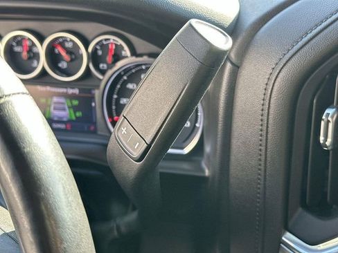 Used 2022 Chevrolet Silverado 2500 LT w/ Convenience Package image 14