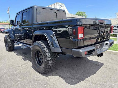 Used 2022 Jeep Gladiator Sport AWD/4WD image 4