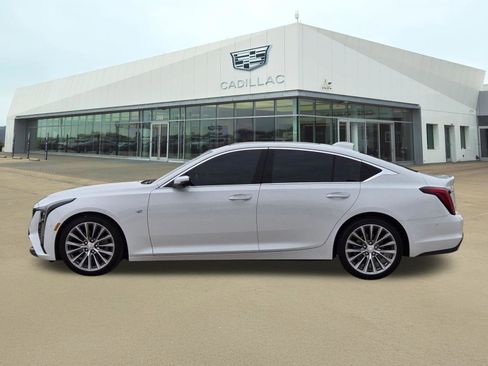 Used 2025 Cadillac CT5 Premium Luxury RWD image 3