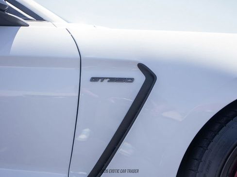 Used 2018 Ford Mustang Shelby GT350 w/ Electronics Package RWD image 97