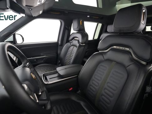 Used 2025 Rivian R1S Adventure AWD/4WD image 4