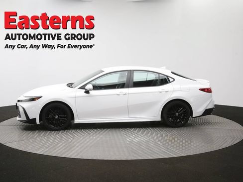 Used 2025 Toyota Camry SE FWD image 58