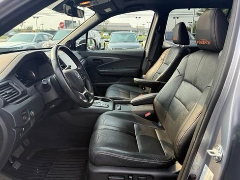 Used 2022 Honda Pilot TrailSport image 10