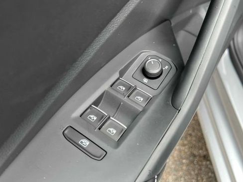 Used 2026 Volkswagen Jetta S FWD image 16