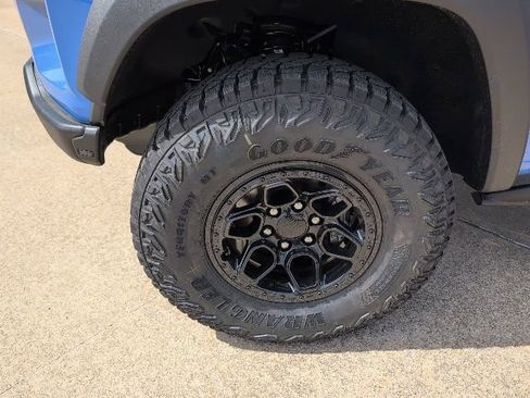 New 2026 Chevrolet Colorado ZR2 w/ ZR2 Bison Edition AWD/4WD image 3