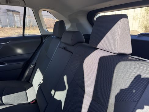 Certified 2025 Toyota RAV4 LE AWD/4WD image 15