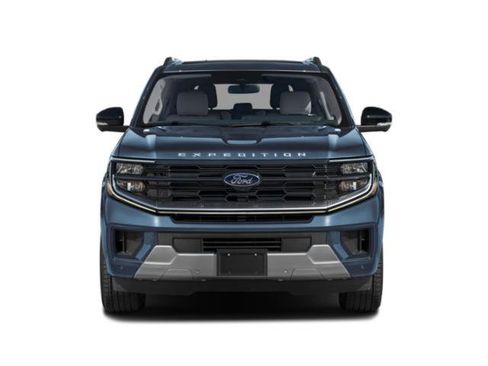 Used 2025 Ford Expedition Platinum w/ Driver's Package AWD/4WD image 4