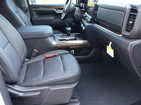 Used 2026 GMC Sierra 1500 Elevation w/ Elevation Premium Package AWD/4WD image 22