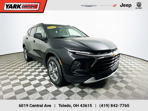 Used 2024 Chevrolet Blazer LT w/ Convenience Package FWD image 1