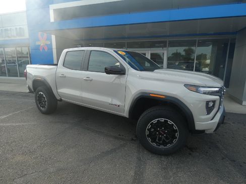New 2026 GMC Canyon AT4 w/ Technology Plus Package AWD/4WD image 1