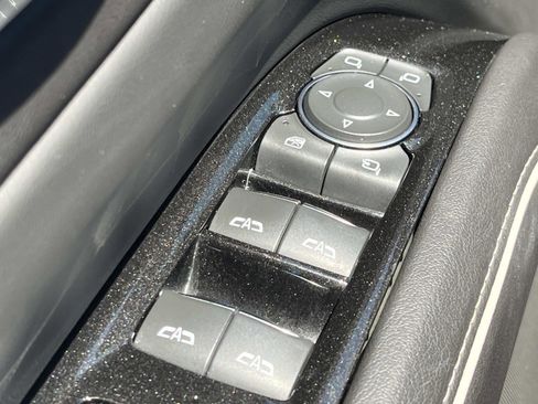 Used 2021 Cadillac Escalade Sport w/ Driver Assist Tech Package AWD/4WD image 24