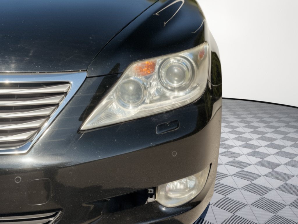 Used 2012 Lexus LS 460 w/ Comfort Pkg RWD image 12