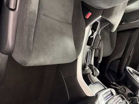 Used 2013 Honda Accord LX image 19