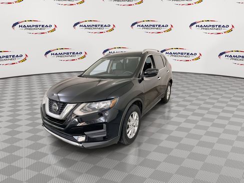 Used 2018 Nissan Rogue SV FWD image 4