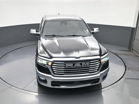 Used 2025 RAM 1500 Laramie AWD/4WD image 27