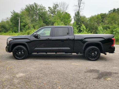 Used 2024 Toyota Tundra Limited AWD/4WD image 8