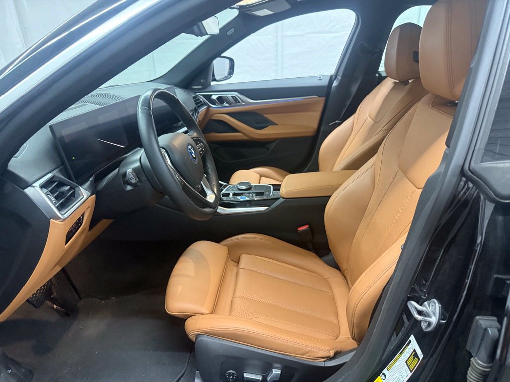 Used 2024 BMW i4 eDrive35 w/ Premium Package RWD image 4