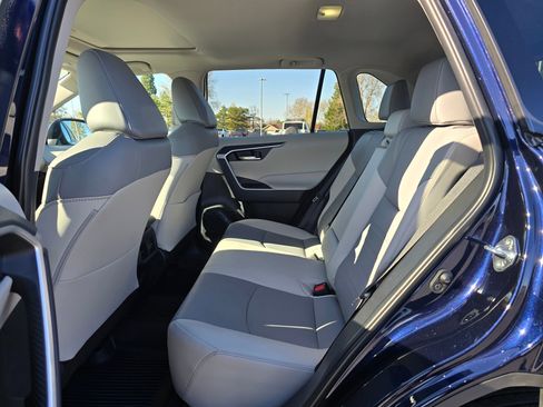 Used 2025 Toyota RAV4 XLE Premium image 17