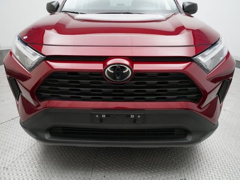 Used 2023 Toyota RAV4 LE image 21