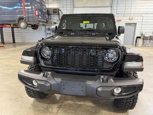 New 2026 Jeep Gladiator Sport image 22