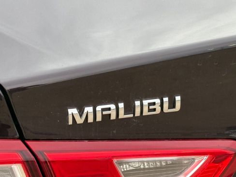Used 2020 Chevrolet Malibu LS FWD image 14