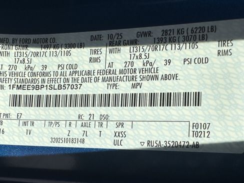 Certified 2025 Ford Bronco Badlands w/ Sasquatch Package AWD/4WD image 33