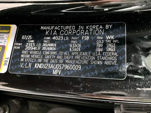 Used 2025 Kia Soul LX w/ LX Technology Package FWD image 42